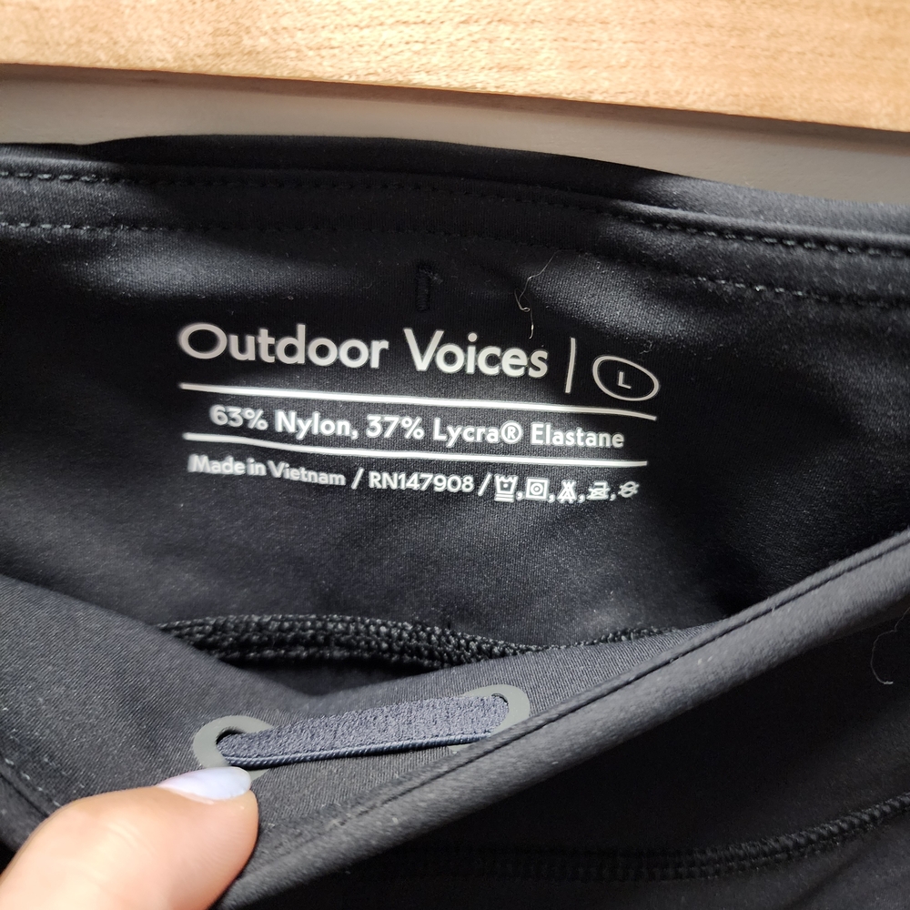 Outdoor Voices Classic Black Leggings - Picture 4 of 4